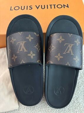 Louis Vuitton Monogram Logo Slide Sandals - Brown/Black